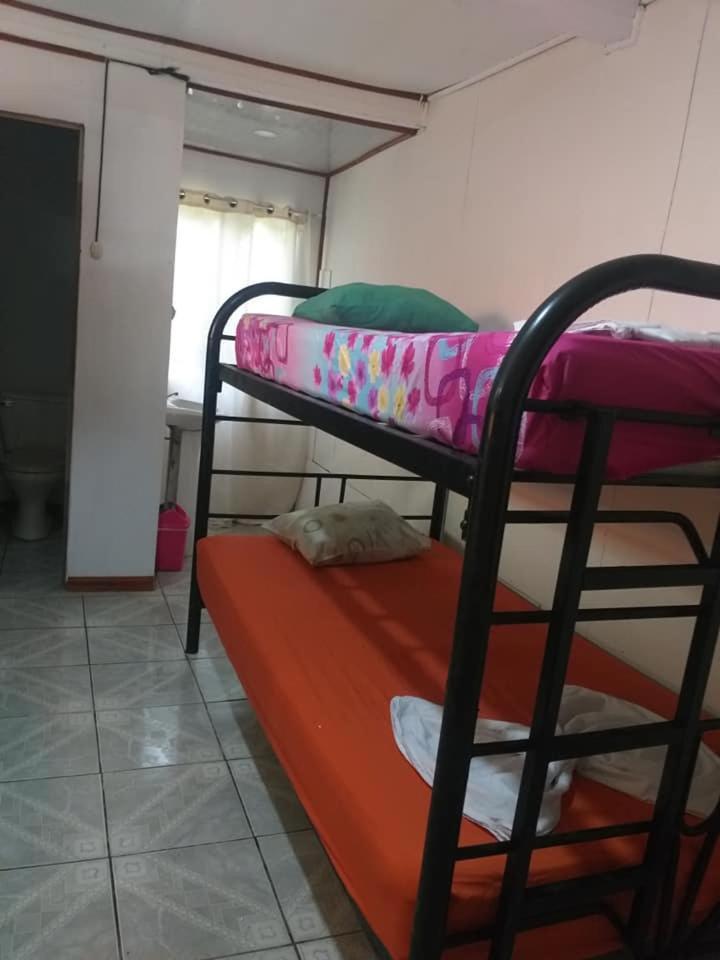 Downtown Montezuma Hostel ภายนอก รูปภาพ